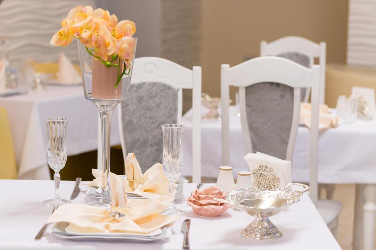 ויניצה Hotel Dobrodiy מראה חיצוני תמונה